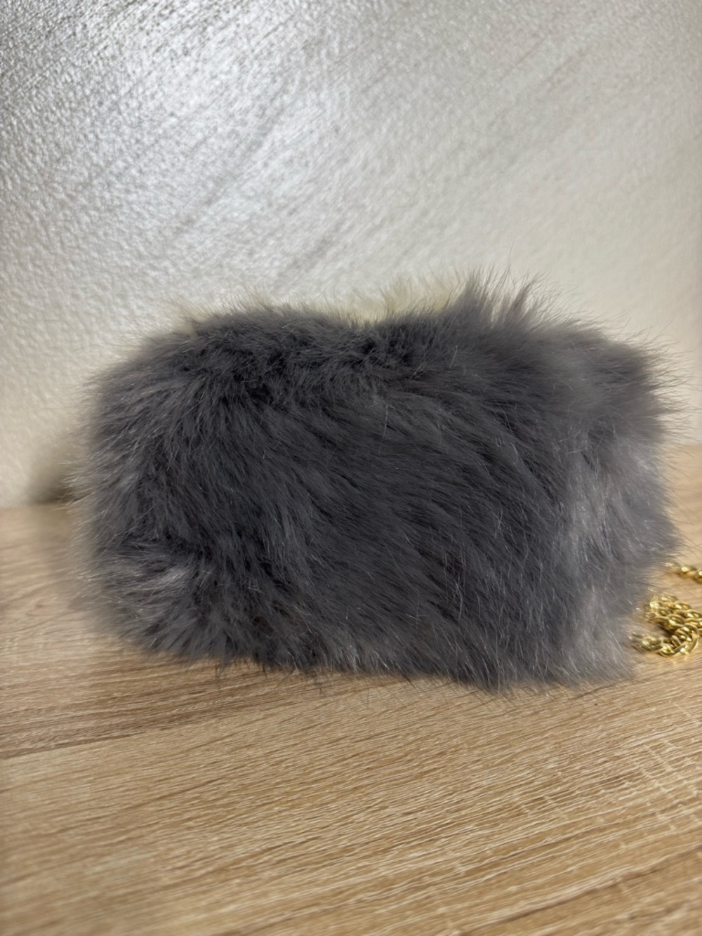Zara Two-Tone Gray/Cream Faux Fur Crossbody Bag Clatch - Picture 3 of 12